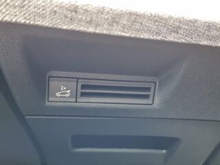 3008 1.2 hybrid 145 gt e-dcs6 2026 occasion 85150 Les Achards