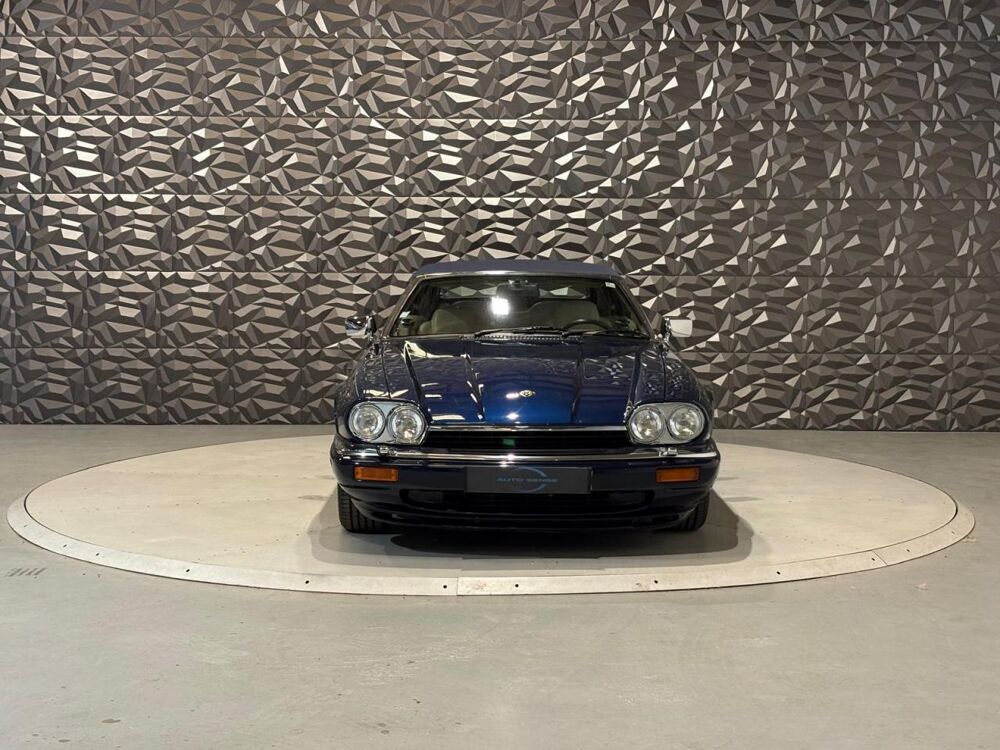 XJS Cabriolet 4.0i - BVA CABRIOLET . PHASE 2 1995 occasion 78680 &Eacute;p&ocirc;ne