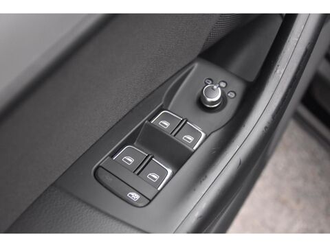 Q3 2.0 TDI - 150 - BV S-tronic Ambiente PHASE 2 2016 occasion 06250 Mougins