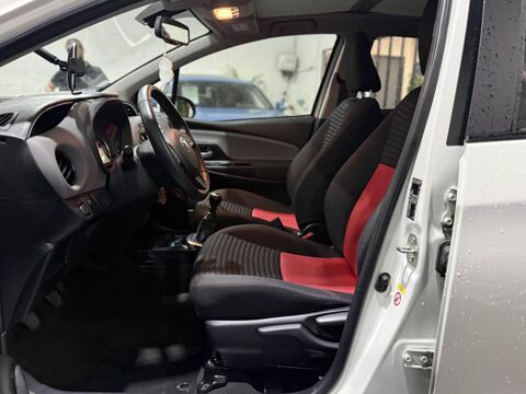 Yaris 1.3 - 100 VVT-i Collection SUIVI COMPLET GARANTIE 12 MOIS 2015 occasion 94360 Bry-sur-Marne