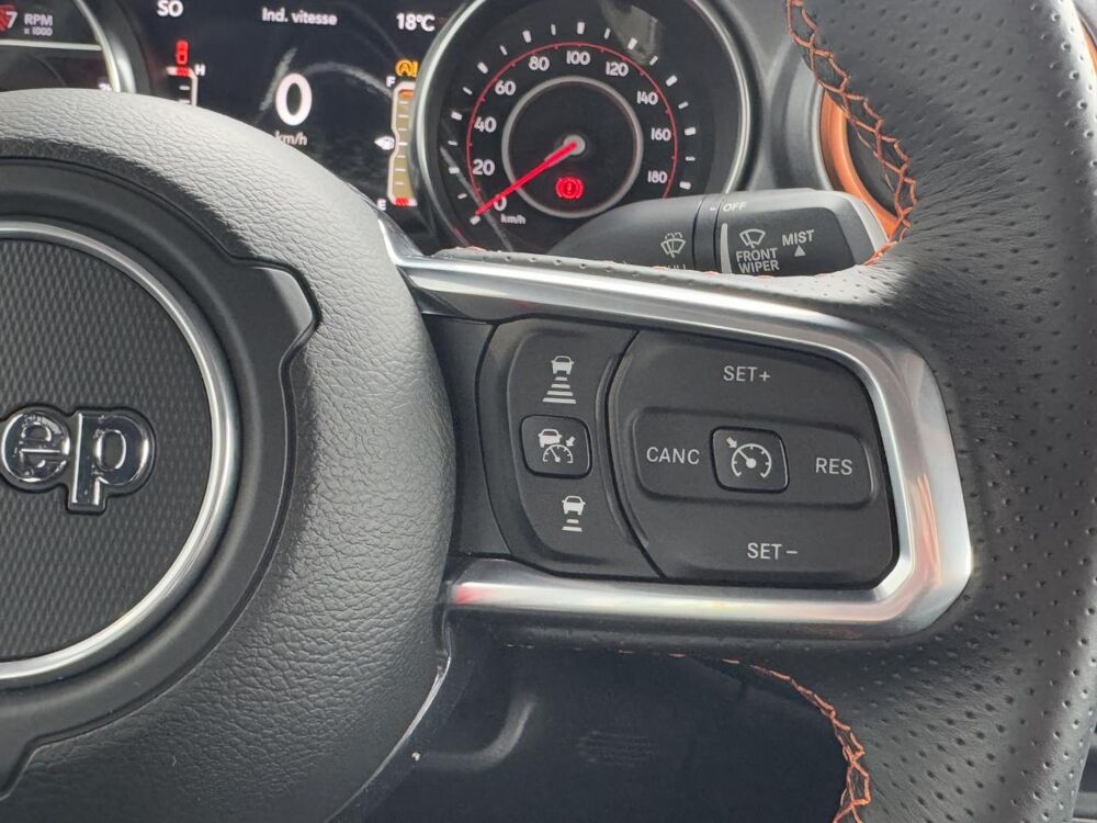 Divers Crew cab MOJAVE V6 3.6L Pentastar VVT 2021 occasion 91830 Le Coudray-Montceaux