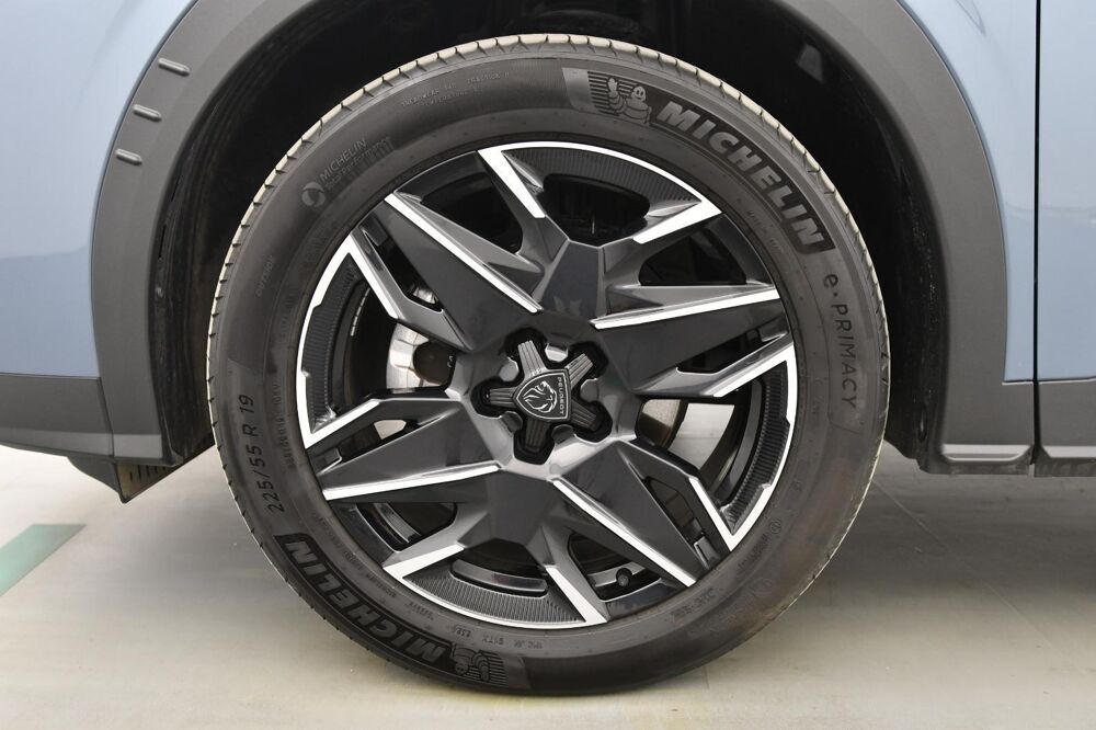 3008 Hybrid 136 e-DCS6 GT occasion 17130 Montendre