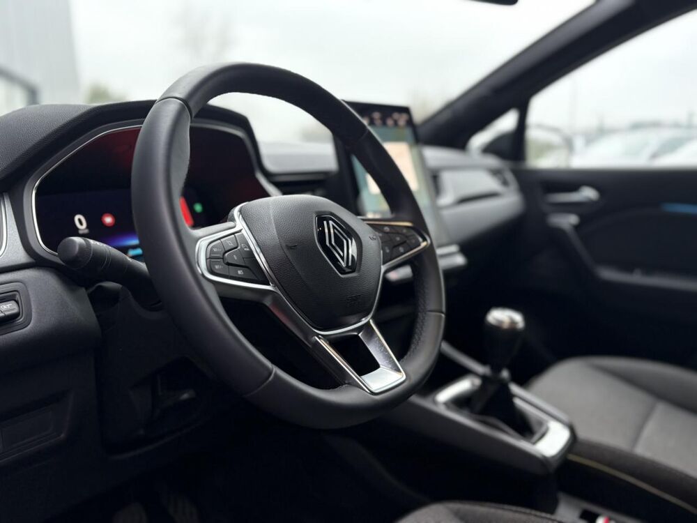 Captur TCE 100 Techno avec Cam&eacute;ra, OpenR Link 10,4\' et Harman Kard 2025 occasion 35300 Foug&egrave;res