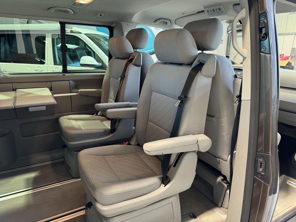 MULTIVAN T5 2.0 TDI 140 COMFORTLINE 2011 occasion 26000 VALENCE