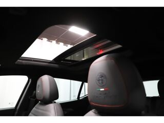 Tonale Tributo Italiano Q4 1.3 PHEV 280 - BVA 2024 occasion 06550 La Roquette-sur-Siagne