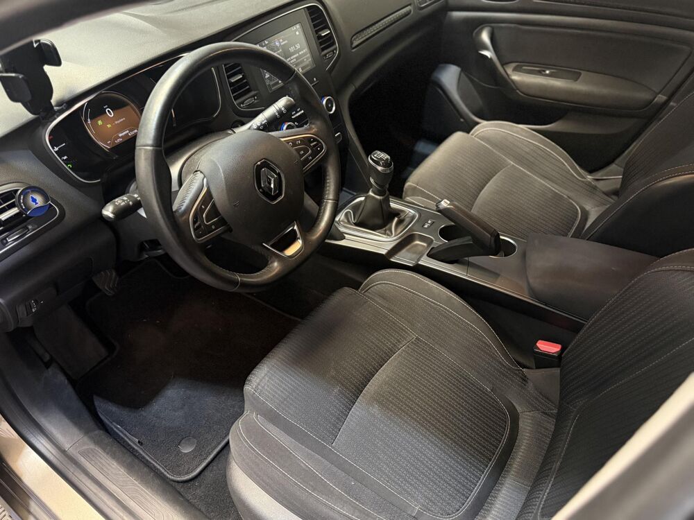 M&eacute;gane 1.2 Energy TCe - 130 Zen SUIVI RENAULT GARANTIE 12 MO 2016 occasion 94360 Bry-sur-Marne