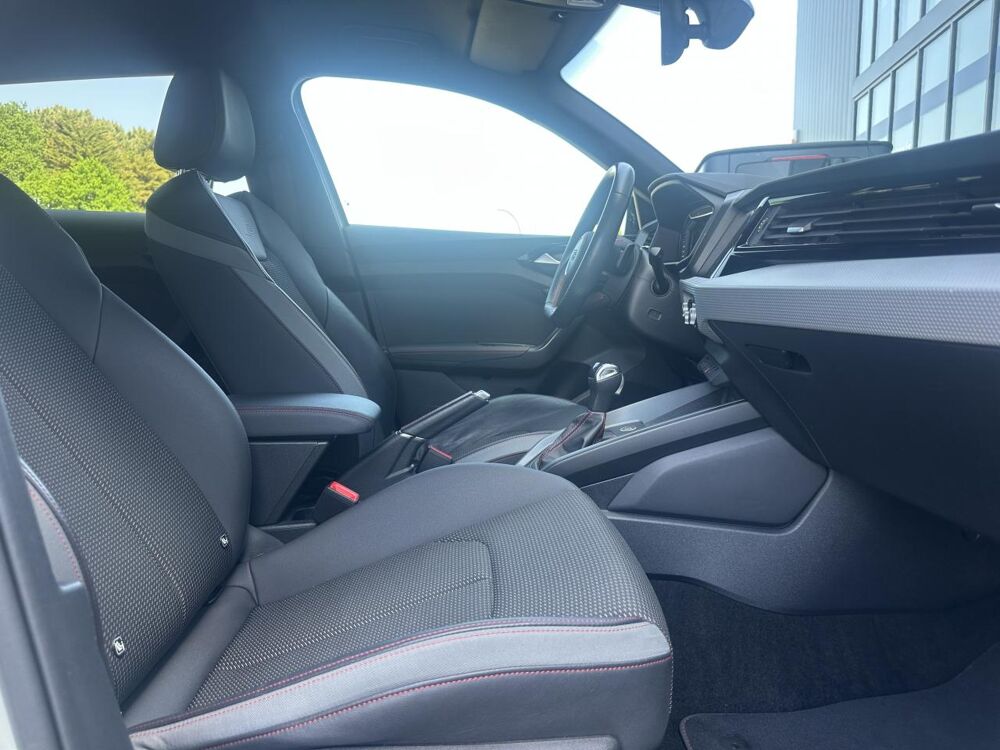 A1 Sportback 2.0 - 207ch - Boite auto S line - GARANTIE 12 MOIS 2022 occasion 33450 Montussan