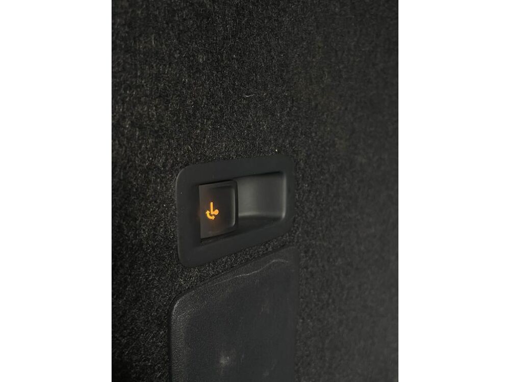 Leon BUSINESS eTSI 110ch DSG7 2024 occasion 44700 Orvault