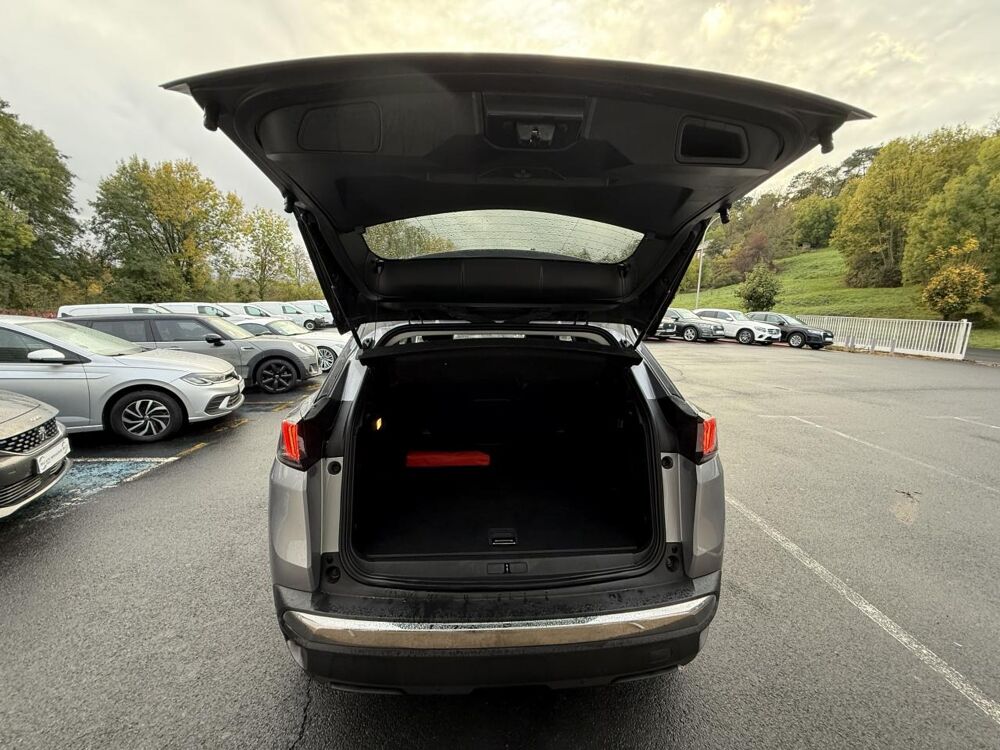 3008 Hybrid - 225 - BV e-EAT8 Allure Pack TVA RECUPERABLE + GPS + 2021 occasion 19100 Brive-la-Gaillarde