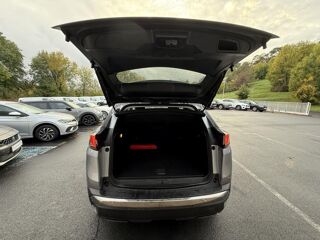 3008 Hybrid - 225 - BV e-EAT8 Allure Pack TVA RECUPERABLE + GPS + 2021 occasion 19100 Brive-la-Gaillarde