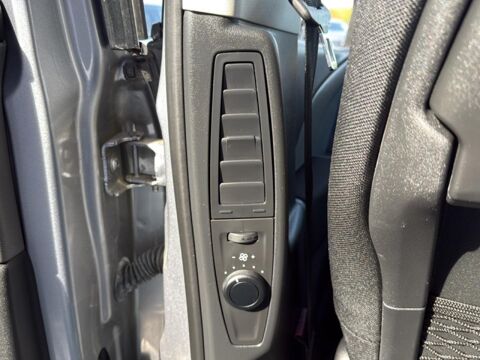 Grand C4 Spacetourer Puretech 130 feel eat8 2021 occasion 85150 Les Achards