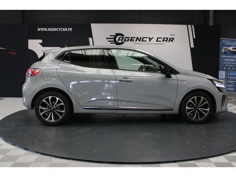 Clio 1.0 Tce 90 Berline Phase 2 Techno Cam&eacute;ra R&eacute;gulateur 2024 occasion 59493 Villeneuve-d'Ascq