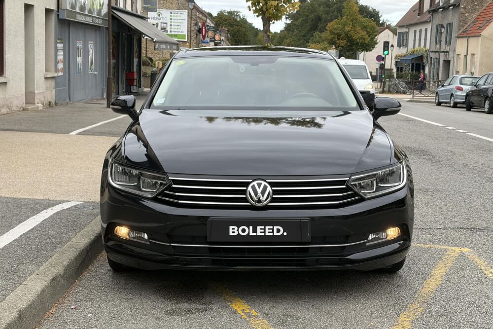 Passat VOLKSWAGEN 1.6 TDI 120 DSG7 TOIT OUVRANT CAM&Eacute;RA ENTRETIEN 2019 occasion 78760 Jouars-Pontchartrain