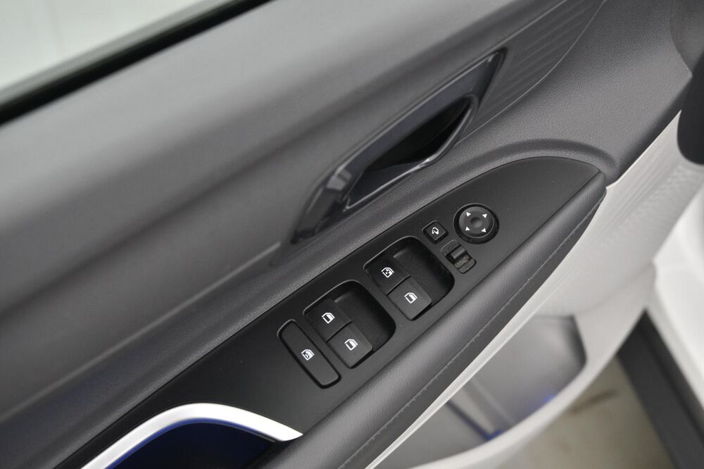 Bayon 1.0 T-GDi 100 DCT-7 Hybrid 48V Intuitive occasion 17130 Montendre
