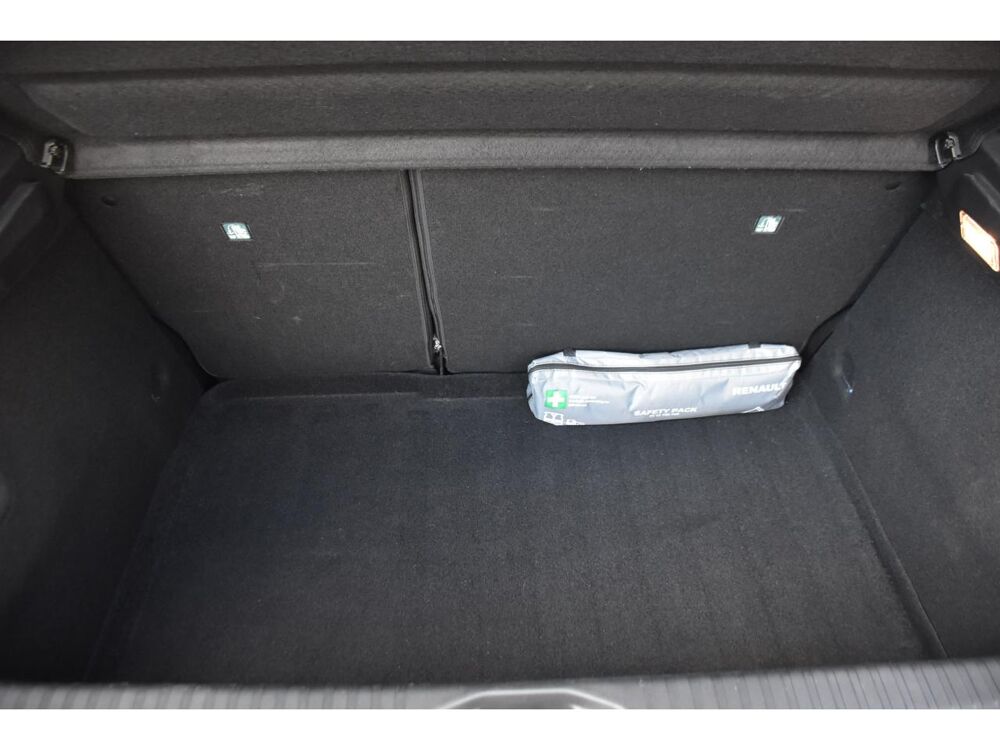 Clio 1.3 Tce FAP - 140 - 2021N V BERLINE Intens PHASE 1 2022 occasion 06250 Mougins