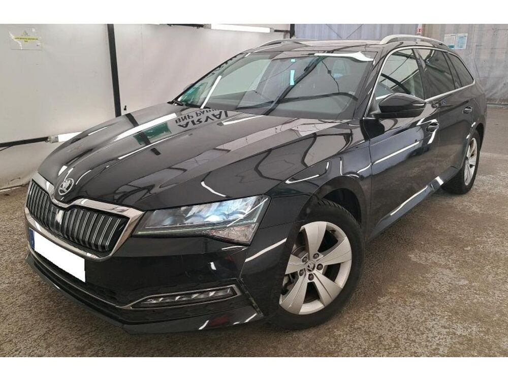 Superb BUSINESS TSI PHEV 218 DSG BREAK 2021 occasion 44700 Orvault