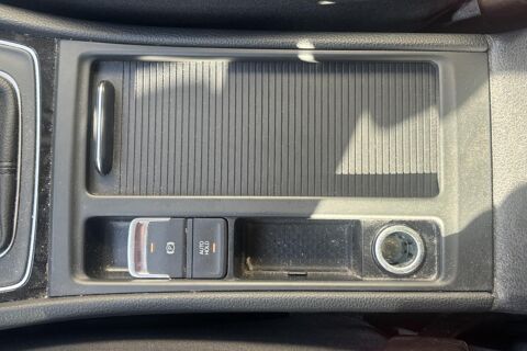 Golf 1.6 TDI 115 - 1&egrave;re Main - CarPlay - Distribution &agrave; Jour 2019 occasion 78760 Jouars-Pontchartrain