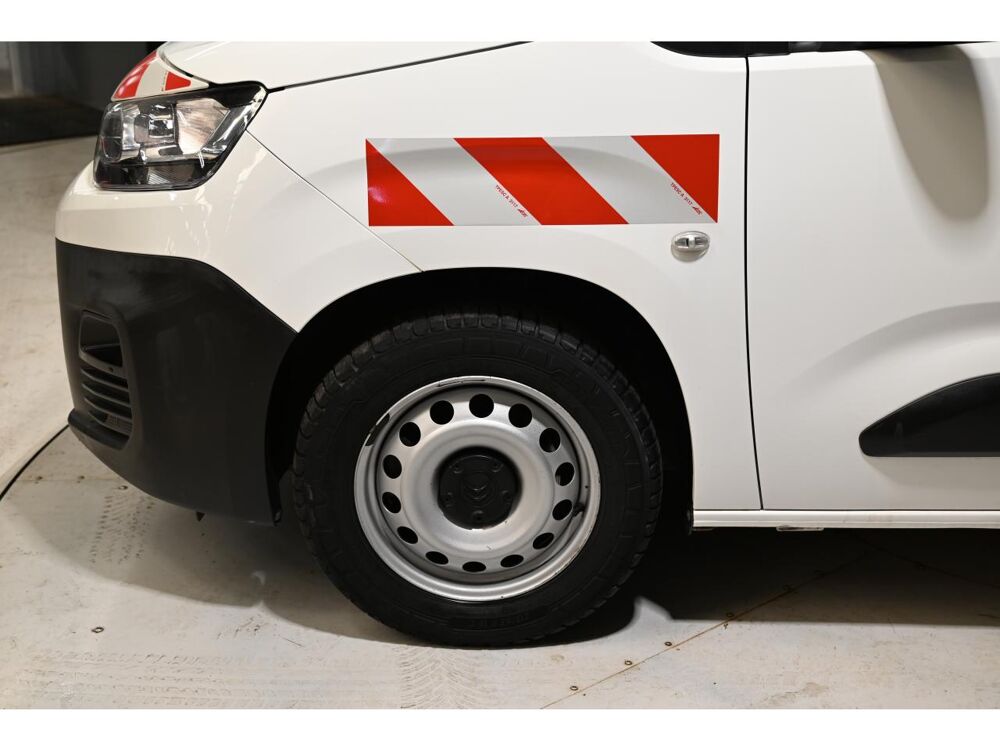 Berlingo 1.2 PURETECH S&S - 100 III FOURGON Fourgon M Worker 1000 kg 2021 occasion 77100 Meaux