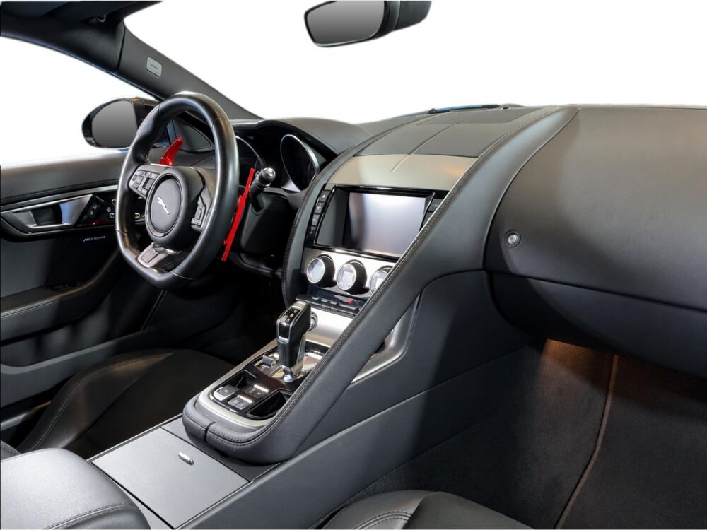 F-Type Coup&eacute; 3.0i V6 - BVA Quickshift - Stop/Start COUPE / GARANTIE 2017 occasion 78300 Poissy
