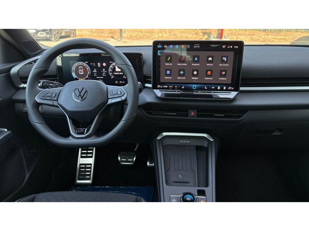 T-ROC 1.5 eTSI 150 DSG R-Line +IQ LIGHT+T.OUVR+PACK BLACK 2026 occasion 81580 Soual