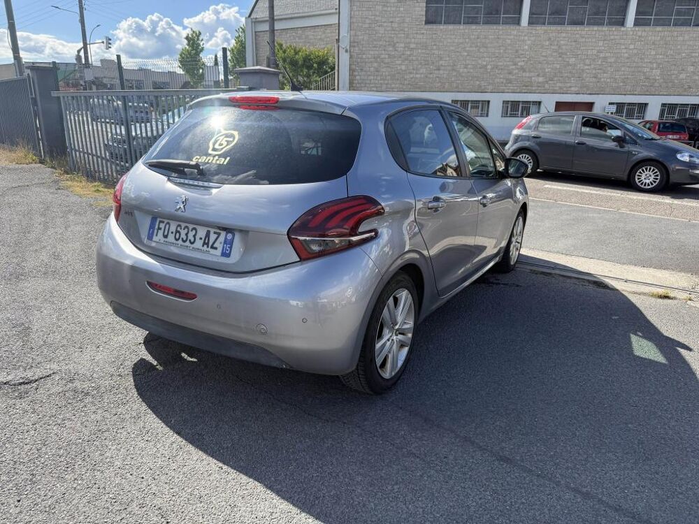 208 1.5 BlueHDi S&S - 100 Allure GPS + RADAR AR + CLIM 2020 occasion 19100 Brive-la-Gaillarde
