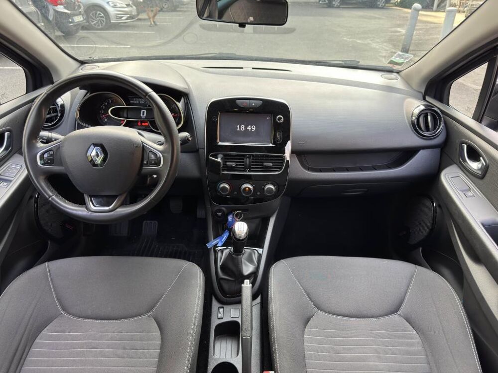 Clio 1.2i 16V - 75 IV BERLINE Limited PHASE 2 2018 occasion 77185 Lognes