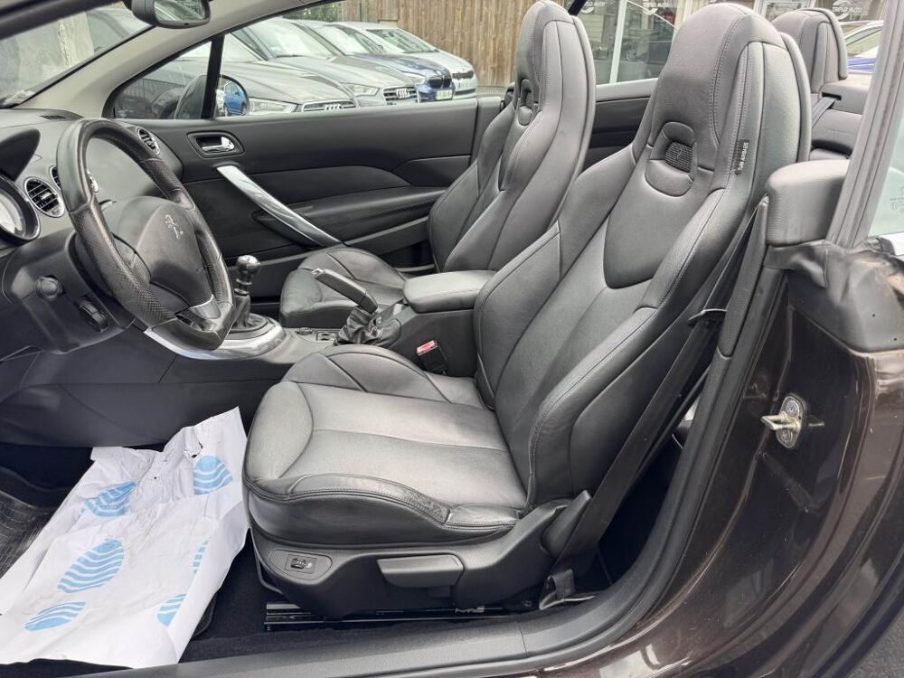 308 CC 2.0 HDi FAP - 163 CABRIOLET F&eacute;line gps + clim + radar AR 2011 occasion 19100 Brive-la-Gaillarde