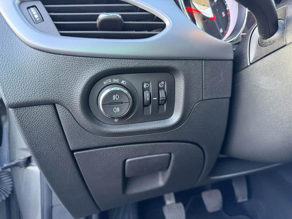 Astra K 1.5 CDTI - 105 S&S Edition gps + clim 2020 occasion 19100 Brive-la-Gaillarde