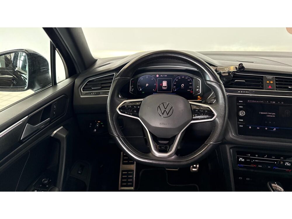 Tiguan 2.0 - 150ch - R-Line 4Motion / TOIT OUVRANT / ATTELAGE / CAR 2020 occasion 17600 Saujon