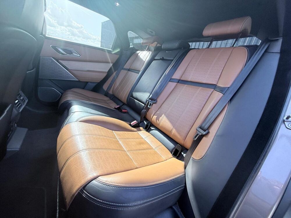 Range rover velar 3.0 D300 300 HSE R-DYNAMIC 4WD BVA DISTRIB/PANO/MERIDIAN/CUI 2017 occasion 42170 Saint-Just-Saint-Rambert
