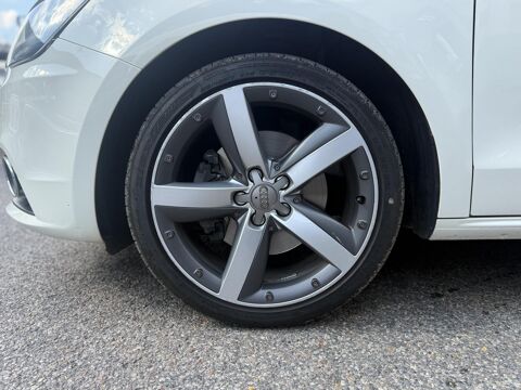 A1 1.6 TDI DPF - 105 - Ambition SUIVI COMPLET GARANTIE 12 MOIS 2011 occasion 94360 Bry-sur-Marne