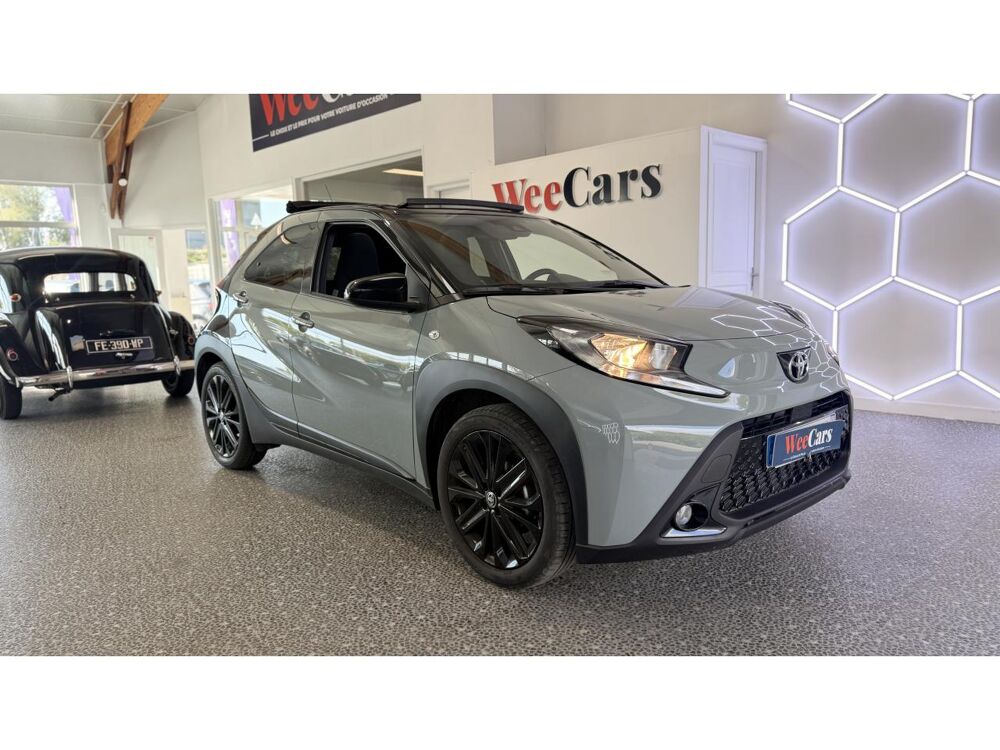 Aygo 1.0 VVTI 70 X-PLAY DESIGN - GARANTIE 12 MOIS 2024 occasion 16000 Angoul&ecirc;me