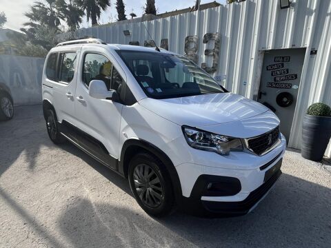 Peugeot Rifter Standard 1.2i PureTech S&S - 110 COMBI Allure PHASE 1 2018 occasion Le Muy 83490