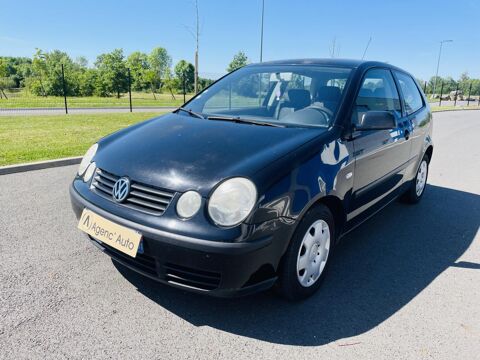 Volkswagen polo 1.4 16V - 75 IV 9N1 .