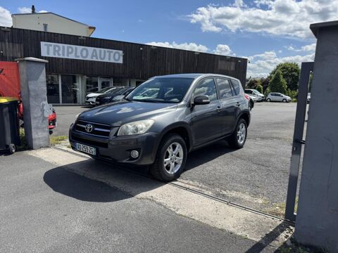 Toyota RAV 4 2.2 - 150 D-4D Life clim + attelage 2009 occasion Brive-la-Gaillarde 19100