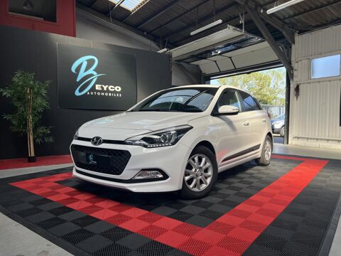 Hyundai i20 1.2i - 84 II 2014 BERLINE Intuitive PHAS