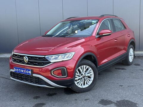 Volkswagen T-ROC TSI 110 Life avec Apple Car Play et Sieges chauffants 2023 occasion Fougères 35300