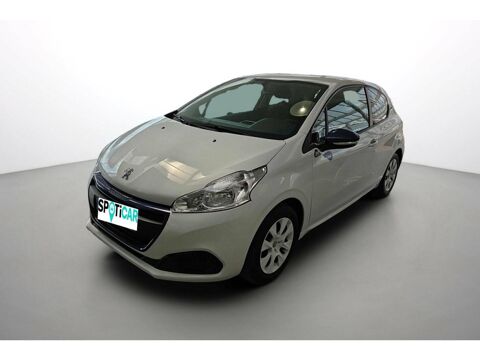 Peugeot 208 1.2 puretech 68ch bvm5 Like 2017 occasion Wattrelos 59150