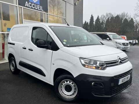 Berlingo ** 12 290 ht **1.5 BlueHDi 75 Fourgon M Club 650 kg 2019 occasion 44700 Orvault