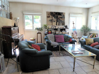  Propri�t�/ch�teau � vendre 15 + pi�ces 330 m�