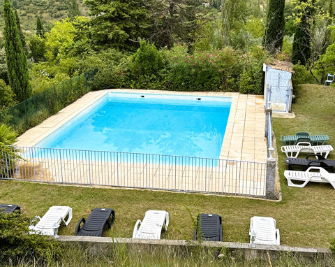 Vente Proprit/Chteau Incroyable proprit de 24 ha, 8 habitations plus une  terminer, 3 terrains constructibles Lagorce