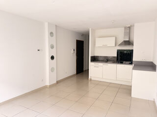  Appartement � louer 1 pi�ce 40 m�