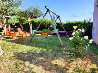  Immeuble � vendre 15 + pi�ces 721 m�