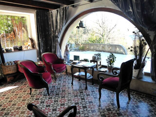  Propri�t�/ch�teau � vendre 15 + pi�ces 330 m�