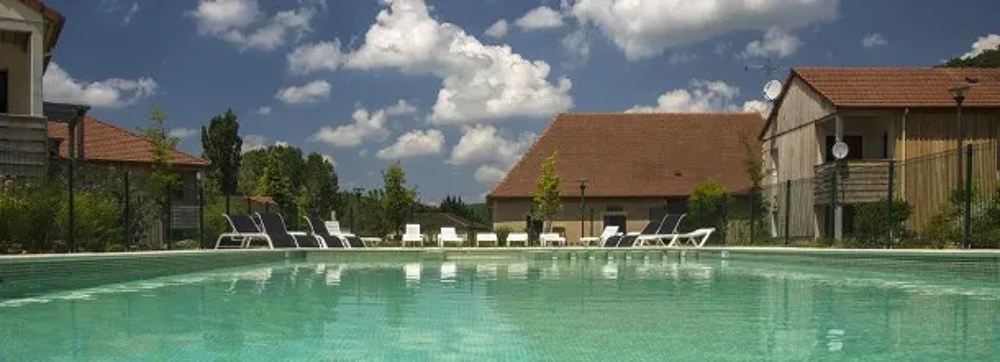   Le Clos du Rocher Studio 2 personnes (ST2H) Piscine collective - Centre ville < 500 m - Tlvision - Terrasse - Accs Internet Aquitaine, Les Eyzies-de-Tayac-Sireuil (24620)