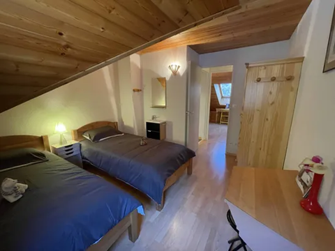   Appartement - 4 pices - 5 personnes ? Vallouise Tlvision - Balcon - Lave vaisselle - Lave linge - Table et chaises de jardin Provence-Alpes-Cte d'Azur, Vallouise (05290)