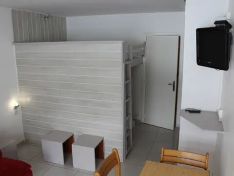   appartement 4 personnes Télévision - Terrasse - Balcon - Accès Internet - Ascenseur . . . Provence-Alpes-Côte d'Azur, Saint-Étienne-en-Dévoluy (05250)