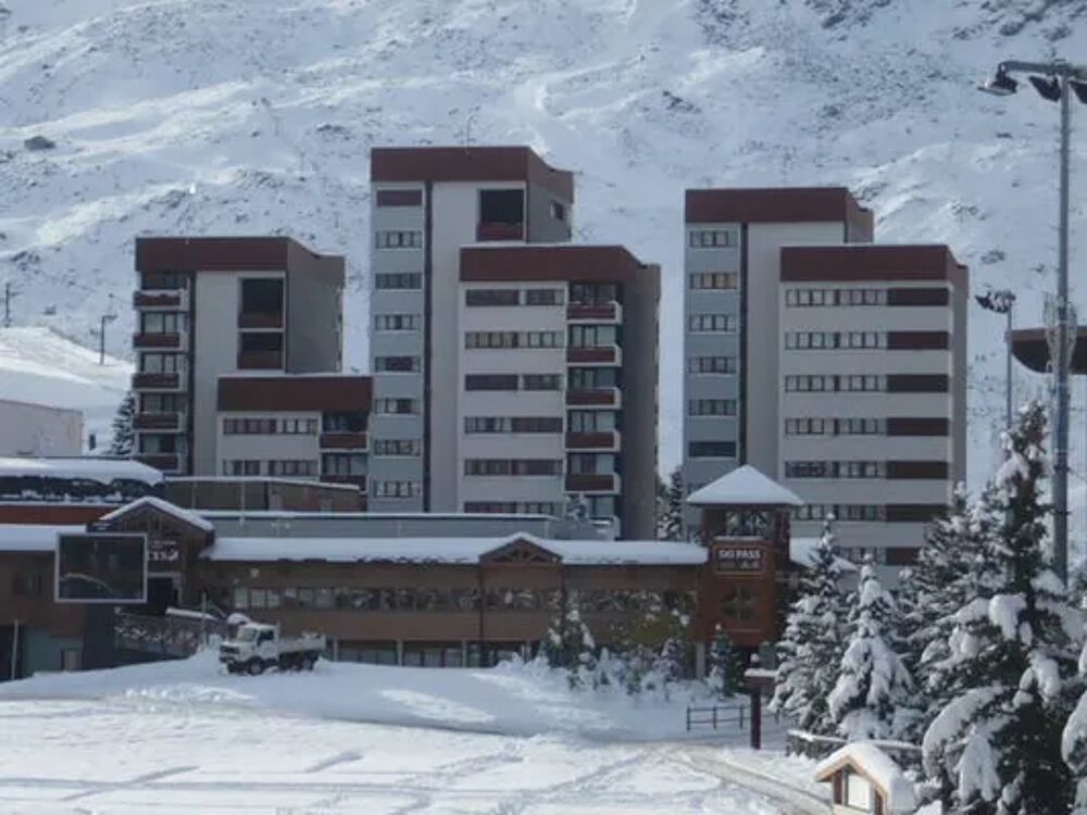   Burons Pistes de ski < 100 m - Alimentation < 100 m - Centre ville < 100 m - Télévision - Lave vaisselle Rhône-Alpes, Les Menuires (73440)