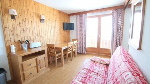   C302PAE - APPARTEMENT 2 CHAMBRES AVEC BALCON Piscine collective - Tlvision - Balcon - Lave vaisselle - Accs Internet Provence-Alpes-Cte d'Azur, Puy-Saint-Vincent (05290)