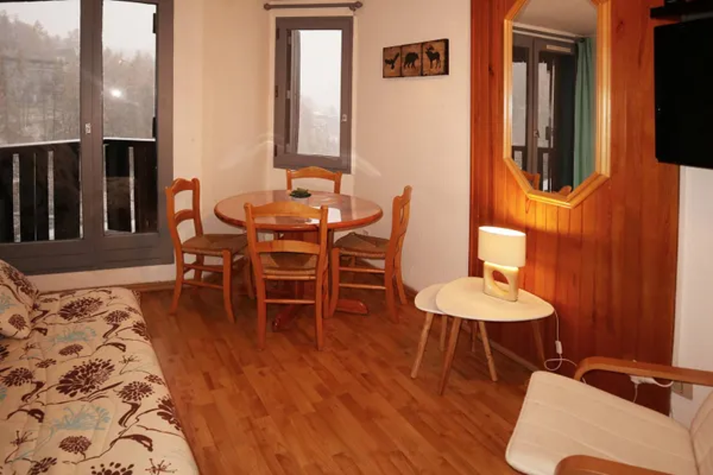   Studio pour 4 personnes Tlvision - Balcon - Lave linge - Ascenseur Provence-Alpes-Cte d'Azur, Les Orres (05200)